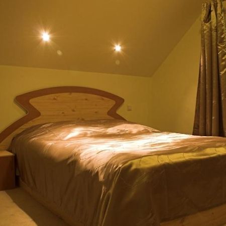 Pensiunea Turistica Delmonte Holiday Hotel Sinaia Ngoại thất bức ảnh